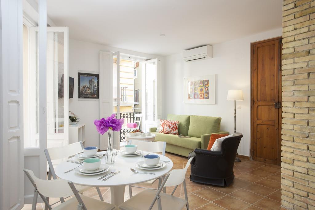 Singularstays Roteros Valenza Esterno foto