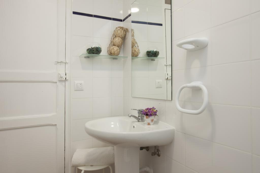 Singularstays Roteros Valenza Esterno foto